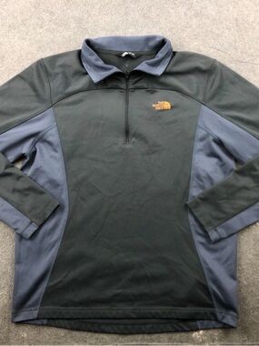The North Face Men's Black & Navy Quarter-Zip Pullover